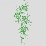 绿色花卉刺绣图案 牛仔裤